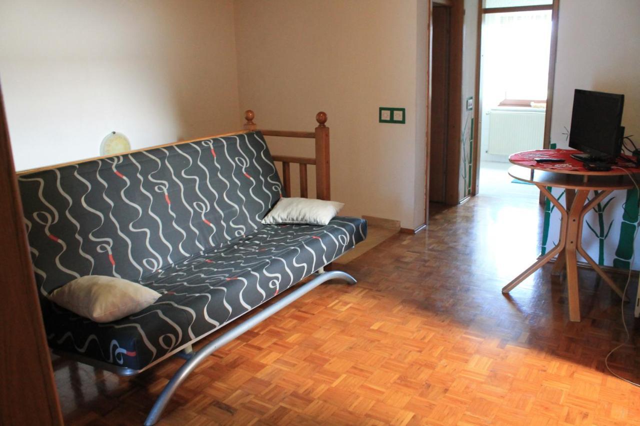 Prijeten Prostoren Apartma V Hisi Pivka Εξωτερικό φωτογραφία